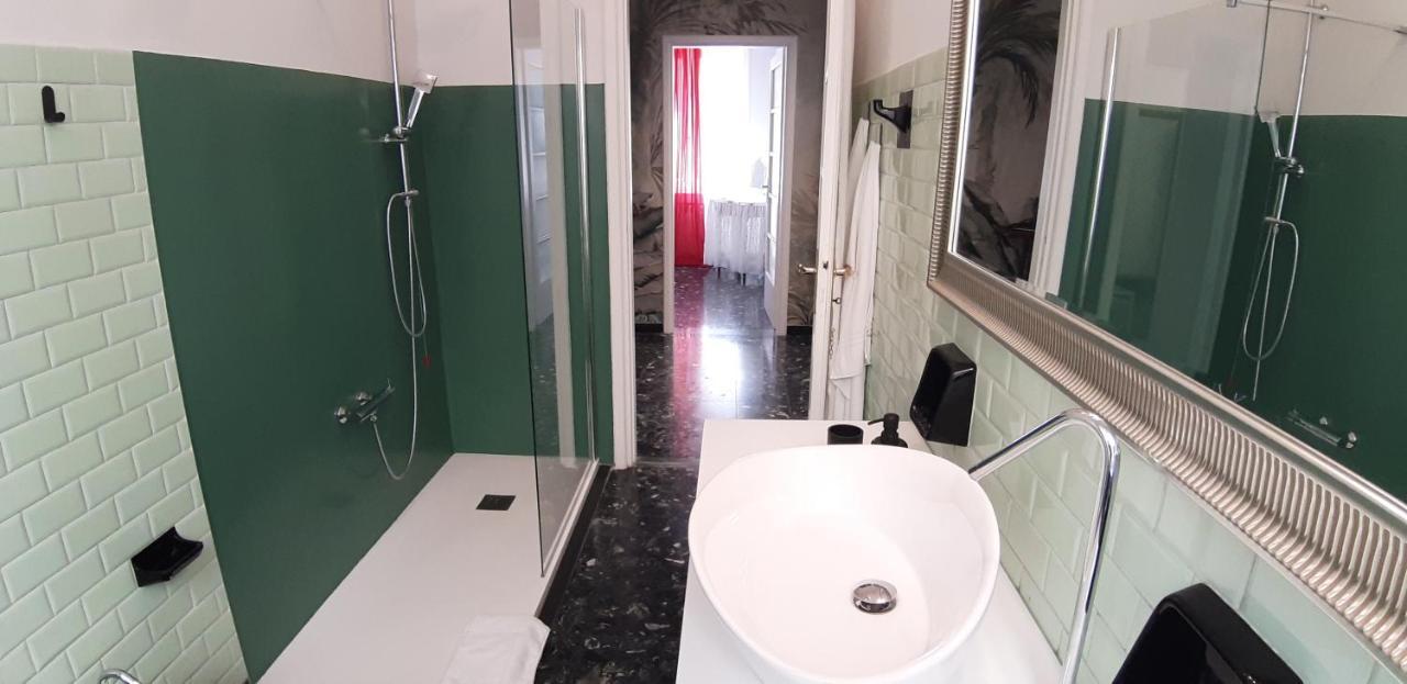 Aquarium By The Sea Apartment Levanto Exterior foto